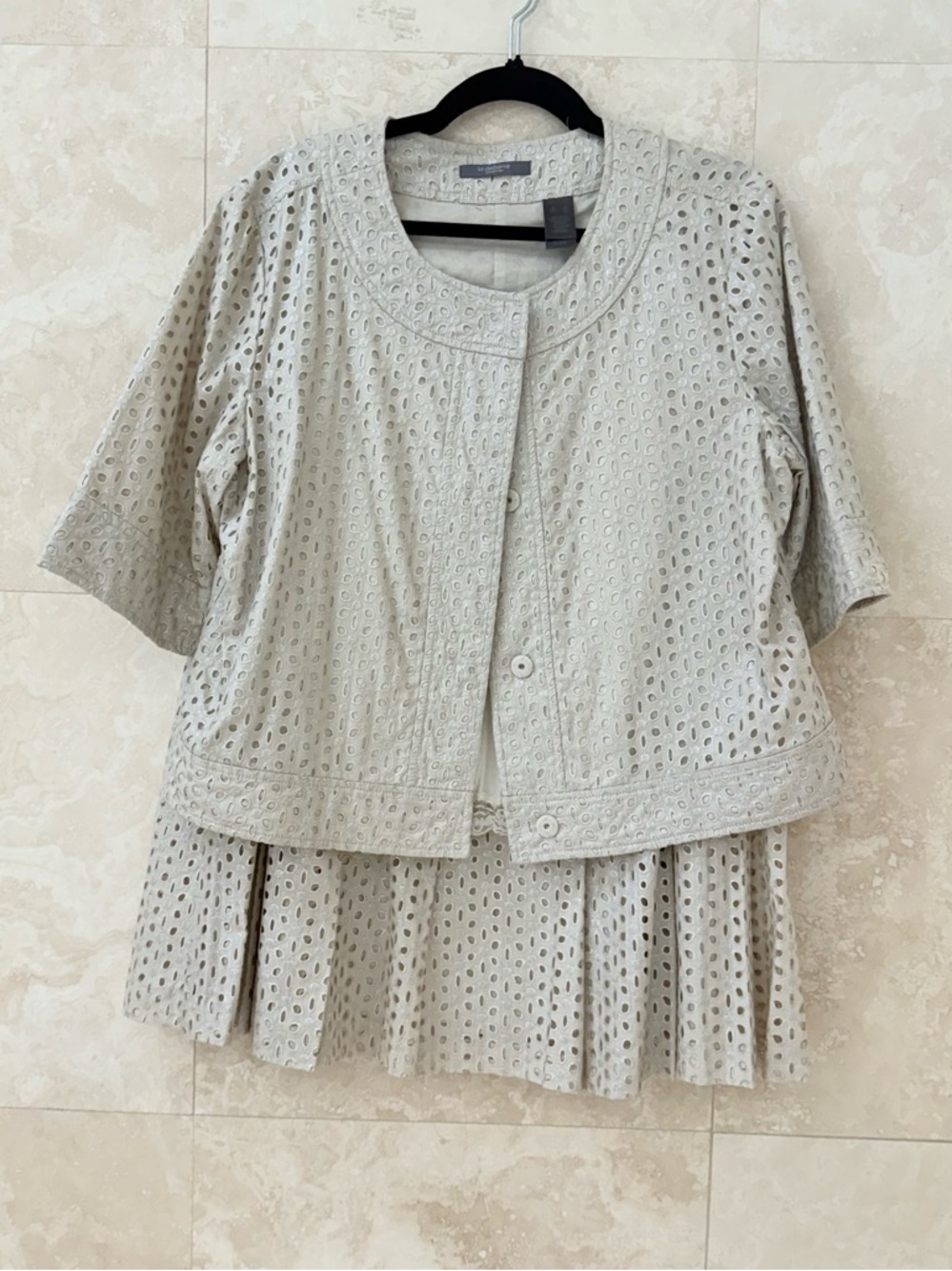 Liz Claiborne Cream Eyelet 3 Piece Set Jacket Skirt Camisole Size 16 EUC